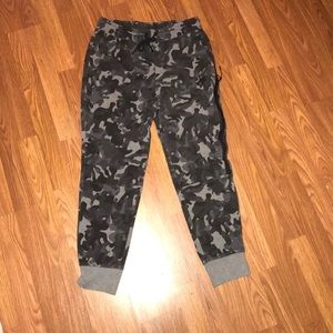 Nike sweatpants (medium)